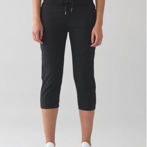 Lululemon Dance Studio Crop II Unlined Size 6